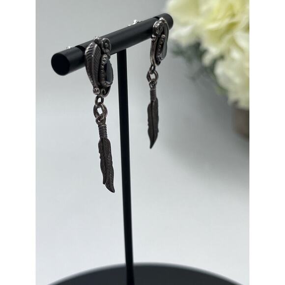 FM Fred Maloney Vintage Native American Onyx Sterling Silver Feather Earrings - Picture 3 of 13